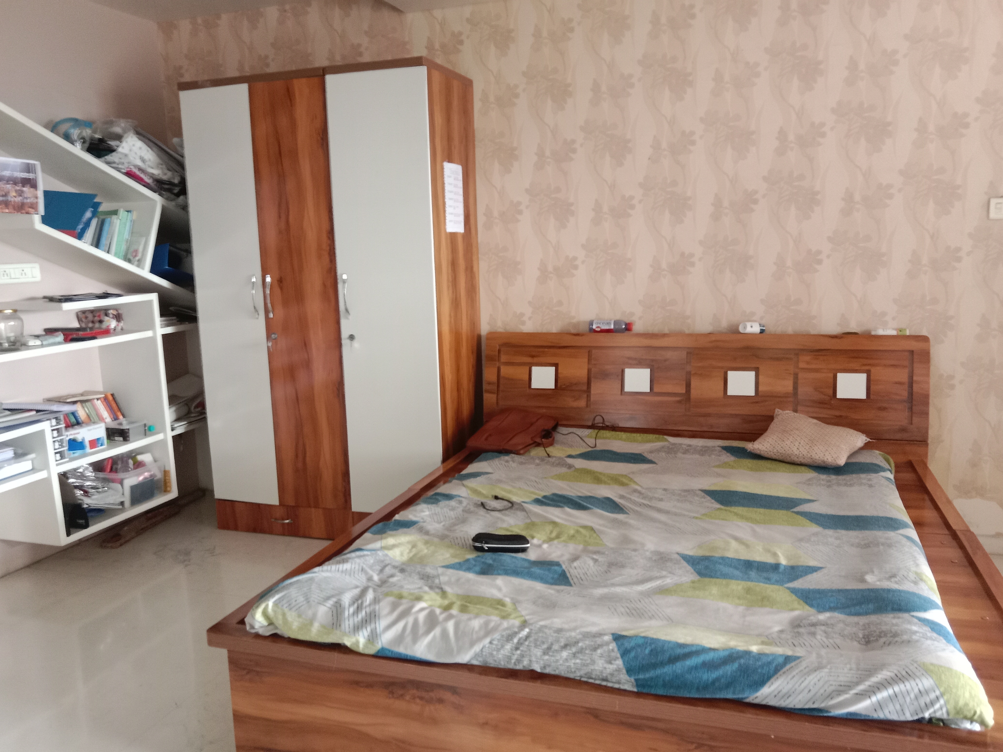 6 BHK 3600 Sq.Ft. Apartment in Treasure Park