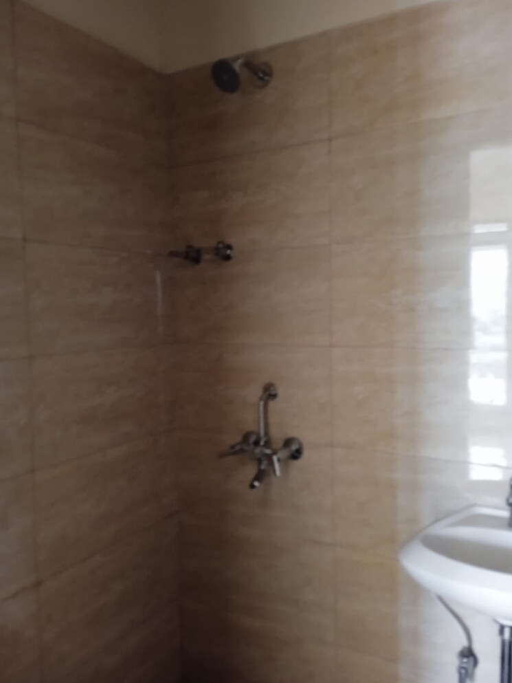Bathroom, mj-shah-centrio 2 Bedroom 1050 Sq.Ft. Apartment In Govandi Mumbai 8102101