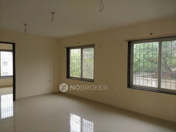 Room in 4 BHK Apartment at Karve Nagar – for Rent