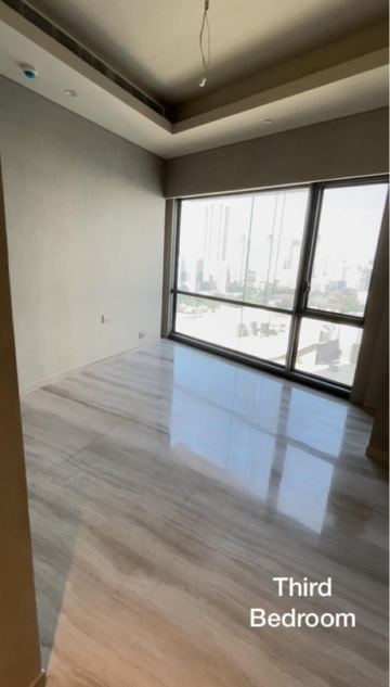 Room in 4 BHK Apartment at Lodha World View, Worli – for Rent