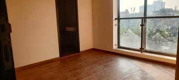 Room in 3 BHK Apartment at Spenta Alta Vista, Chembur – for Rent