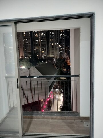 1 BHK Apartment For Rent in Runwal Eirene, Yashaswi Nagar