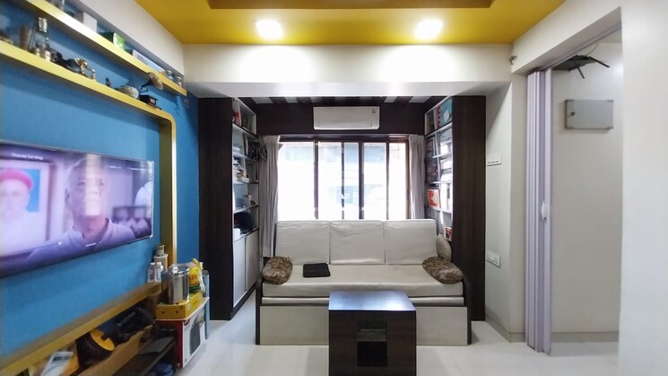 Living Room, lodha-paradise 1 Bedroom 425 Sq.Ft. Apartment In Majiwada Thane 8102167