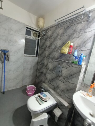 Furnished Amenities in 1 BHK Apartment at The Wadhwa Solitaire, Kolshet Road – for Sale