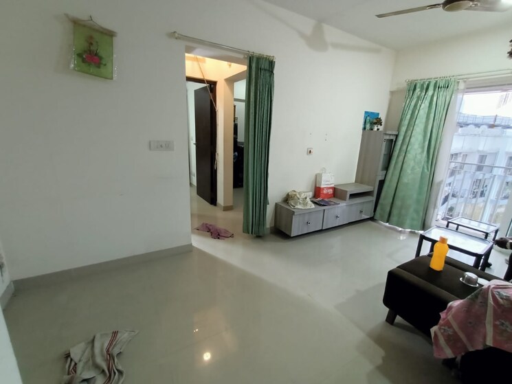 Living Room, the-wadhwa-solitaire 1 Bedroom 460 Sq.Ft. Apartment In Kolshet Road Thane 8102186