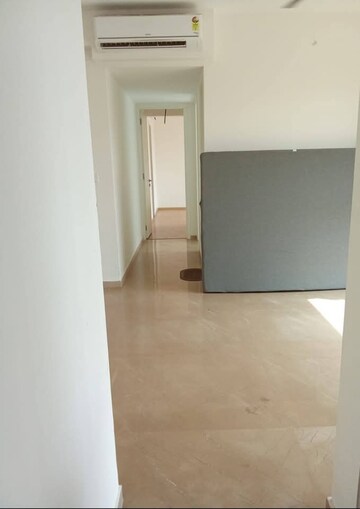 Room in 2 BHK Apartment at Runwal Bliss, Kanjurmarg East – for Rent