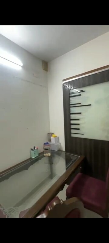 Furnished Amenities in 3 BHK Apartment at Jogeshwari West – for Rent