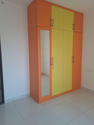 Room in 2.5 BHK Apartment at Purva Palm Beach, Hennur Road – for Rent