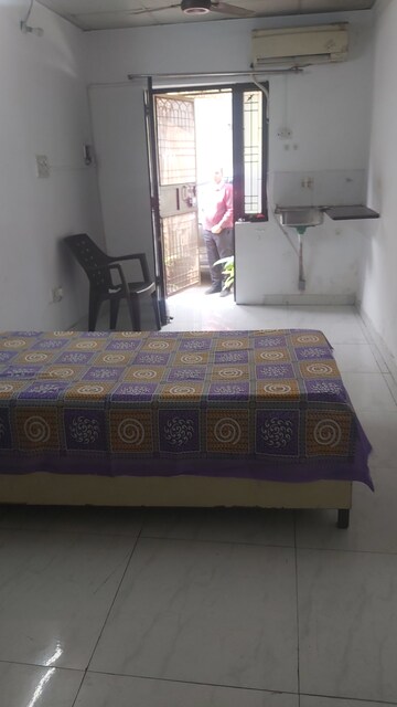 Kitchen in 1 RK Apartment at Mayur Vihar – for Rent