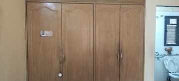 Furnished Amenities in 2 BHK Apartment at Lodha Paradise, Majiwada – for Rent