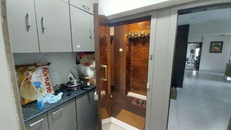 Kitchen, shiv-parvati-apartments-andheri 5 Bedroom 2000 Sq.Ft. Apartment In Andheri West Mumbai 8102317