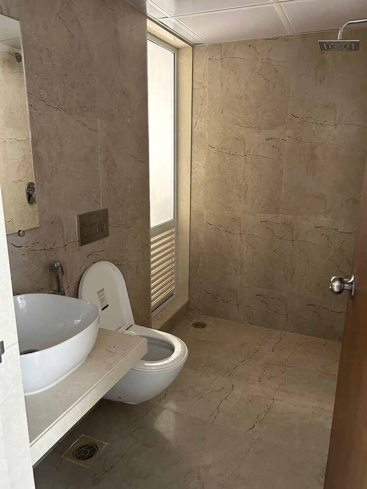 Bathroom, dosti-west-county-phase-4-dosti-pine 2 Bedroom 735 Sq.Ft. Apartment In Balkum Pada Thane 8102322