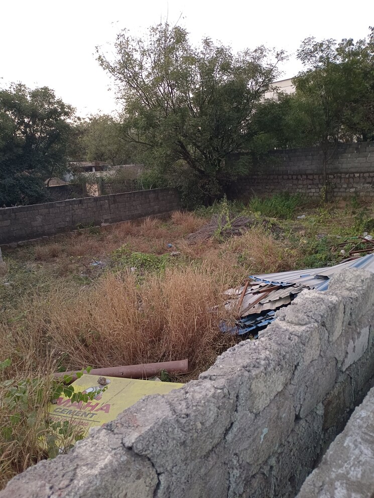 undefined, kondapur  300 Sq.Yd. Plot In Kondapur Hyderabad 8102325