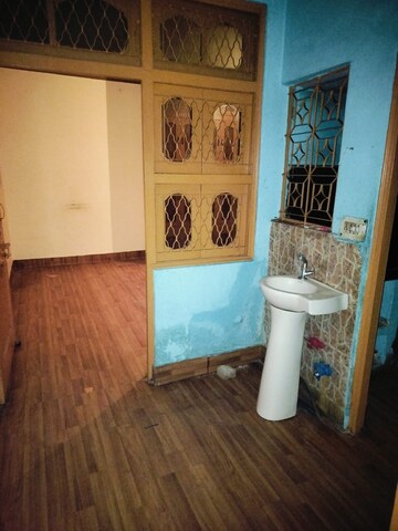 Bedroom in 1.5 BHK Builder Floor at Dilshad Garden – for Rent