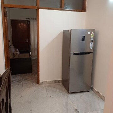 Room in 3 BHK Builder Floor at Saket – for Rent