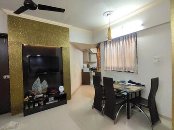 Team Area in 2 BHK Apartment at Suncity Complex, Powai – for Rent