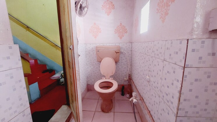 Bathroom, sodepur 5 Bedroom 3240 Sq.Ft. Independent House In Sodepur Kolkata 8102383