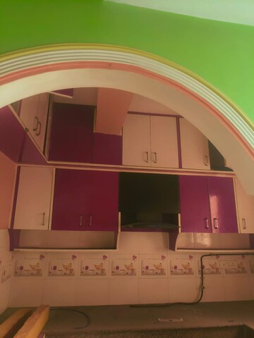 Furnished Amenities in 2 BHK Builder Floor at Shalimar Apartments Shalimar Garden, Shalimar Garden – for Sale