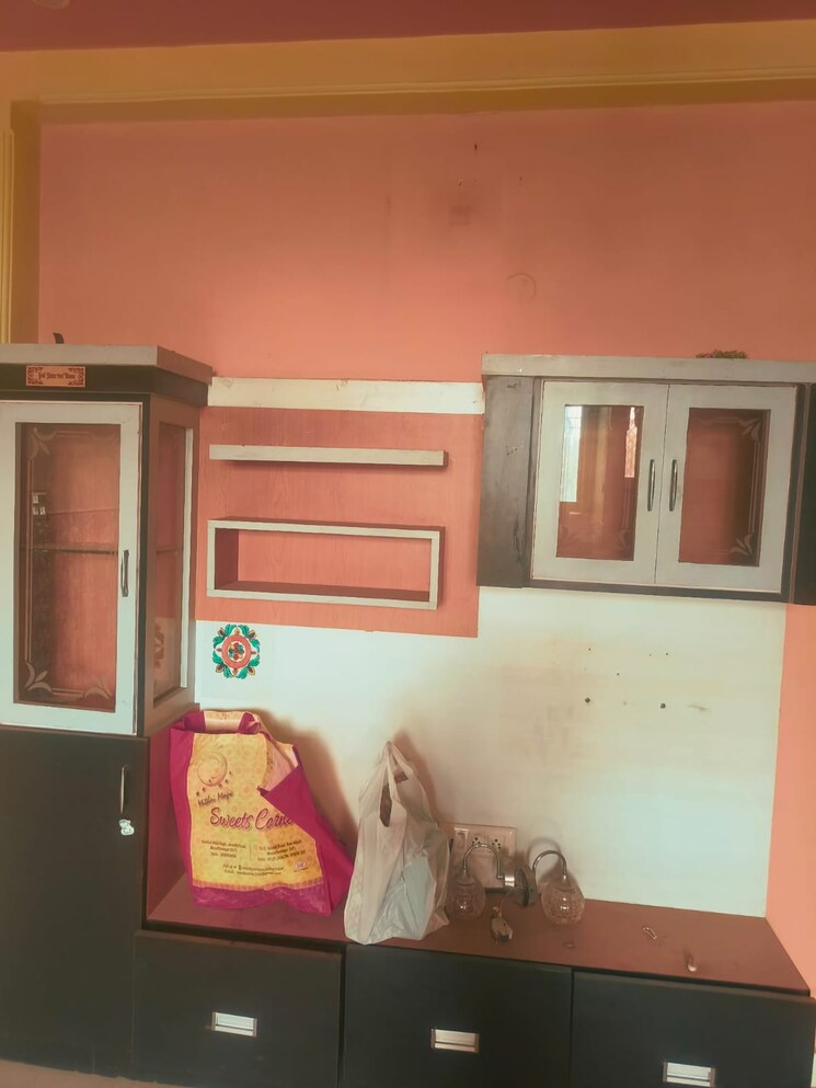 Living Room, shalimar-apartments-shalimar-garden 2 Bedroom 850 Sq.Ft. Builder Floor In Shalimar Garden Ghaziabad 8102395