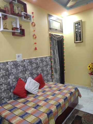 Bedroom in 2 BHK Builder Floor at Shalimar Apartments Shalimar Garden, Shalimar Garden – for Sale