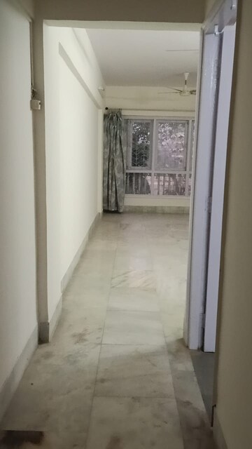 Bedroom in 2 BHK Apartment at Andheri West – for Rent