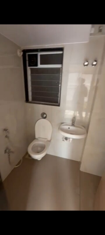 Bathroom in 1 BHK Apartment at Ghatkopar East – for Rent