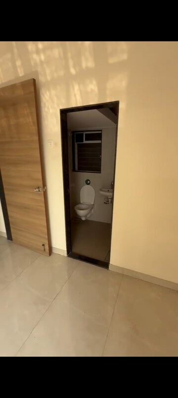 Bathroom in 1 BHK Apartment at Ghatkopar East – for Rent