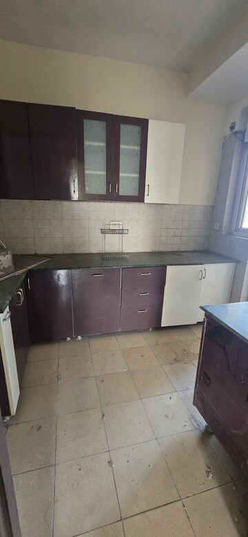 Kitchen in 2 BHK Apartment at BPTP Princess Park, Sector 86 – for Rent