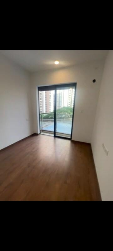 Room in 2 BHK Apartment at Risland The Icon, Dhokali – for Sale