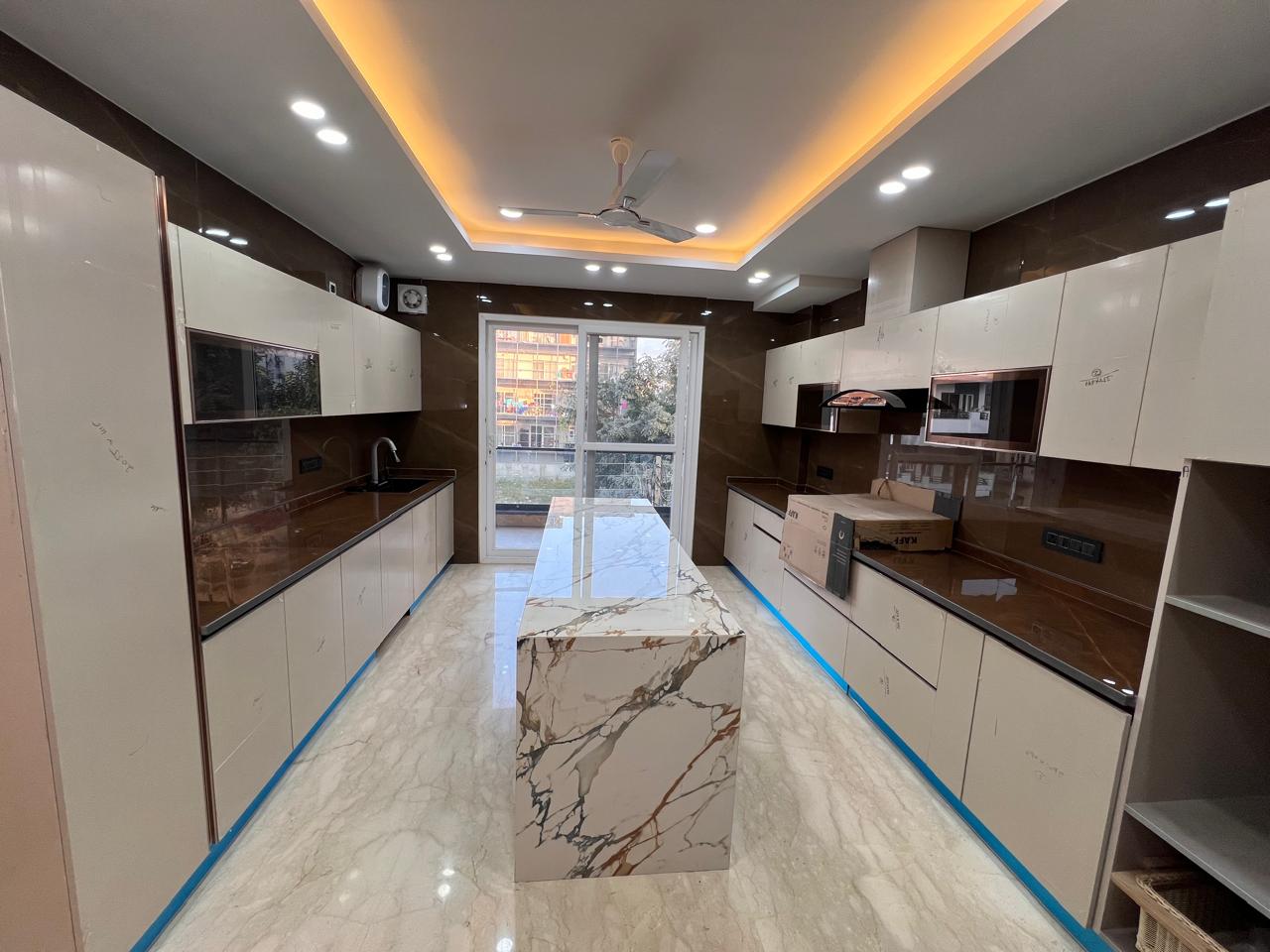 4 BHK + Pooja Room,Servant Room,Study Room Builder Floor For Sale in Ansal Sushant Floors