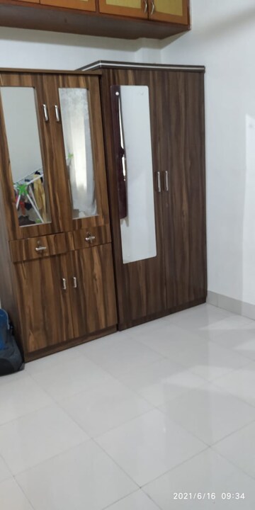 Room in 1 BHK Apartment at Rajgad Chs Seawoods, Seawoods – for Rent