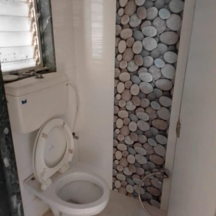 Bathroom, ghatkopar east 1 Bedroom 375 Sq.Ft. Apartment In Ghatkopar East Mumbai 8102451