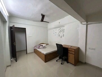 Master Bedroom in 2 BHK Apartment at Suncity Complex, Powai – for Rent