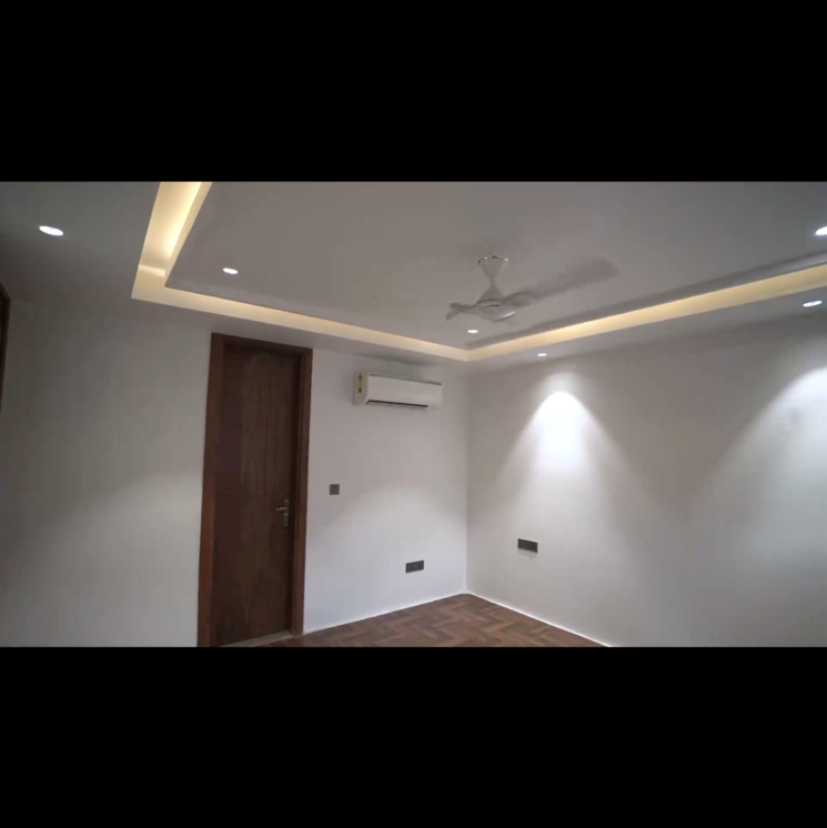 Room, sector 27 4 Bedroom 342 Sq.Yd. Builder Floor In Sector 27 Gurgaon 8102547