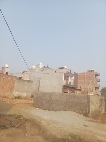  Plot For Sale in Dheeraj Nagar