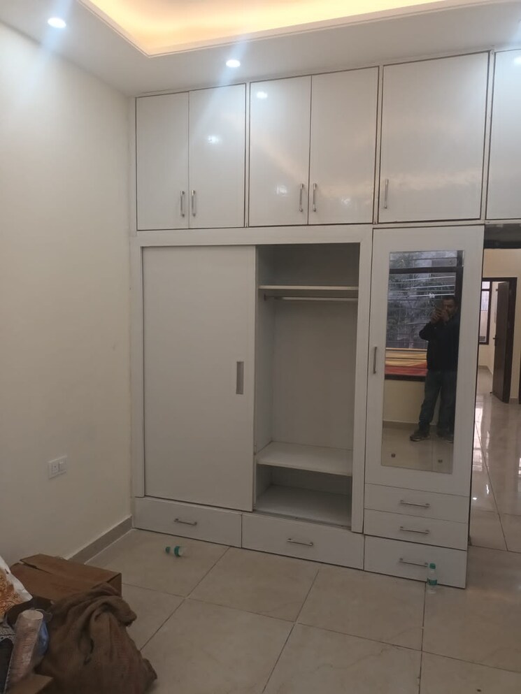 Room, panchkula urban estate 3 Bedroom 1500 Sq.Ft. Apartment In Panchkula Urban Estate Panchkula 8102505