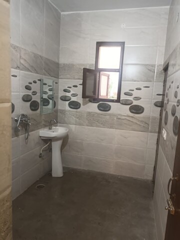 Bathroom in 3 BHK Apartment at Panchkula Urban Estate – for Sale