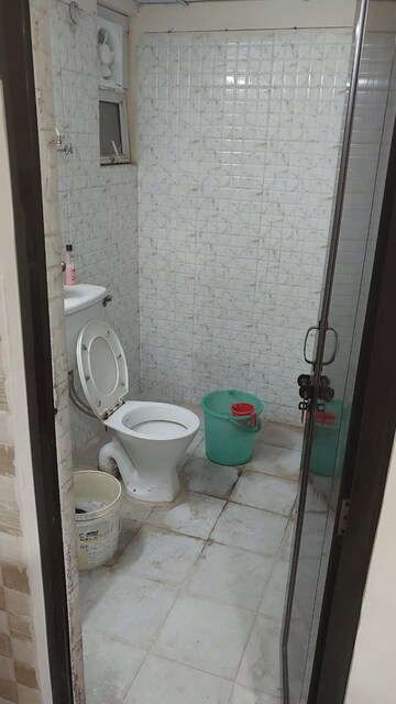 Bathroom in 2.5 BHK Apartment at Gaur City 2 - 10th Avenue, Sector 16c Greater Noida – for Rent