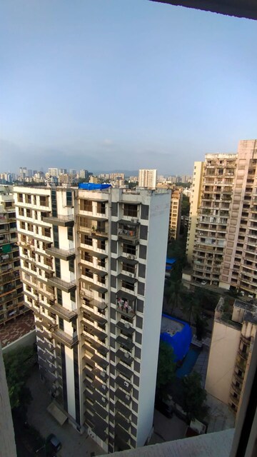 2 BHK Apartment – Exterior View View at Andheri West - for Rent