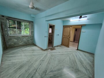 Room in  Pg at Prabhadevi – for Rent
