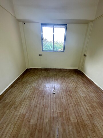 Bedroom in 2 BHK Apartment at Andheri West – for Rent