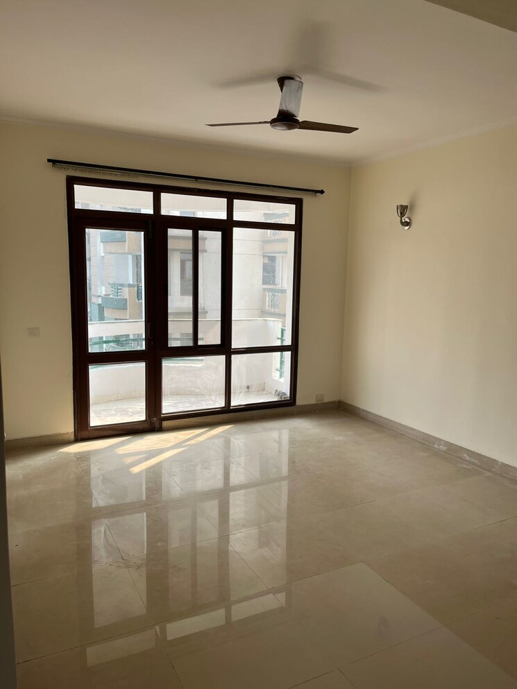 Room, shree-vardhman-victoria 2.5 Bedroom 1350 Sq.Ft. Apartment In Sector 70 Gurgaon 8102601