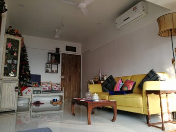Living Room in 1 BHK Apartment at Andheri West – for Rent