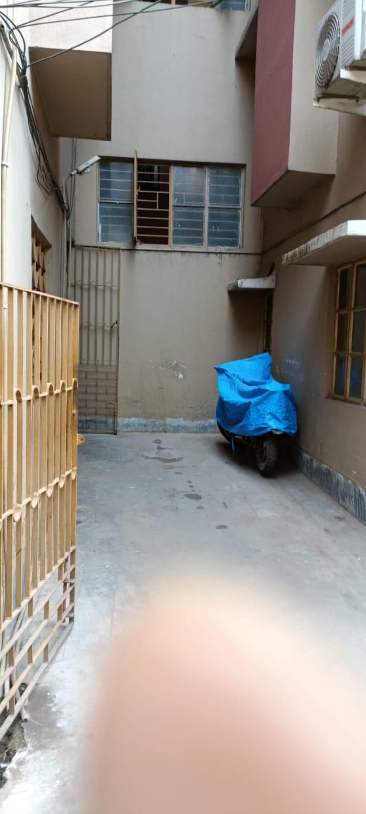  Parking, sodepur 2 Bedroom 696 Sq.Ft. Apartment In Sodepur Kolkata 8102647