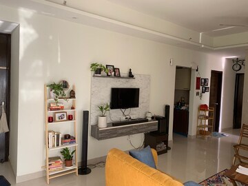 Master Bedroom in 3 BHK Apartment at Mahagun Mirabella, Sector 79 – for Rent