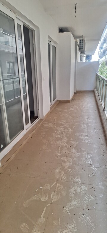 Balcony in 4 BHK Builder Floor at SS Linden, Sector 84 – for Rent