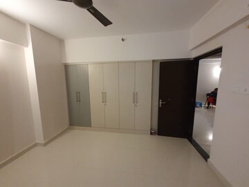 Room in 3 BHK Apartment at Jayabheri The Summit, Narsingi – for Rent