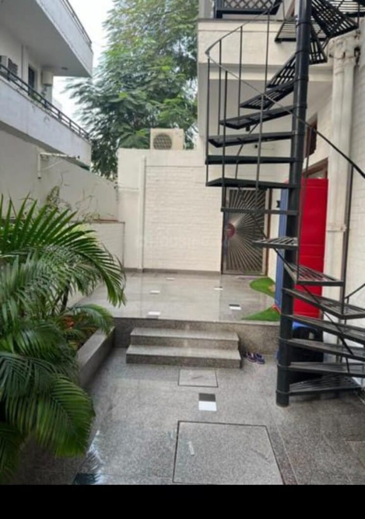 Exterior View, palam-vihar-residents-association 6 Bedroom 450 Sq.Yd. Independent House In Palam Vihar Gurgaon 8102813