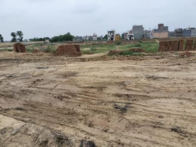 Plot For Sale in Jewar Road Radisson Hotel