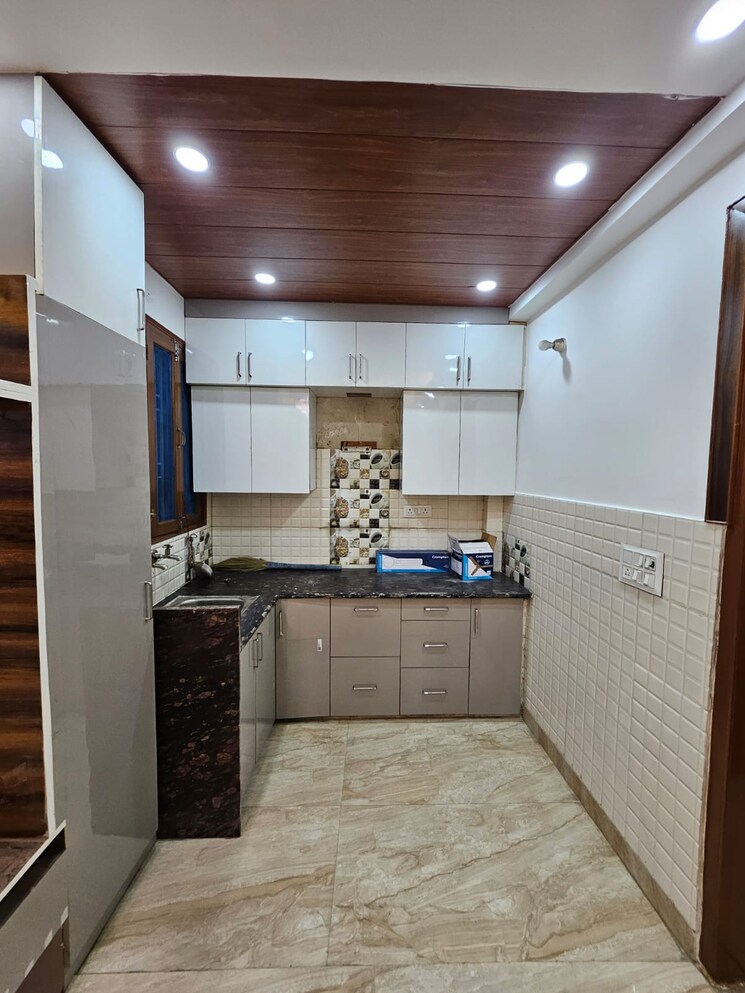 Kitchen, niti khand 3 Bedroom 1400 Sq.Ft. Builder Floor In Niti Khand Ghaziabad 8102849